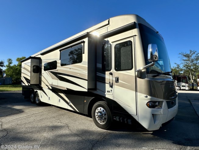 2021 Newmar Ventana 4037 - Used Diesel Pusher For Sale by Glades RV in Fort Myers, Florida