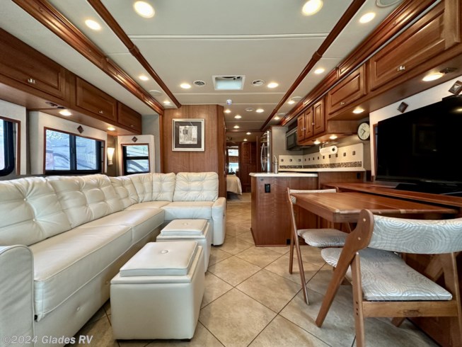 2013 Itasca Meridian 34B - Used Diesel Pusher For Sale by Glades RV in Fort Myers, Florida