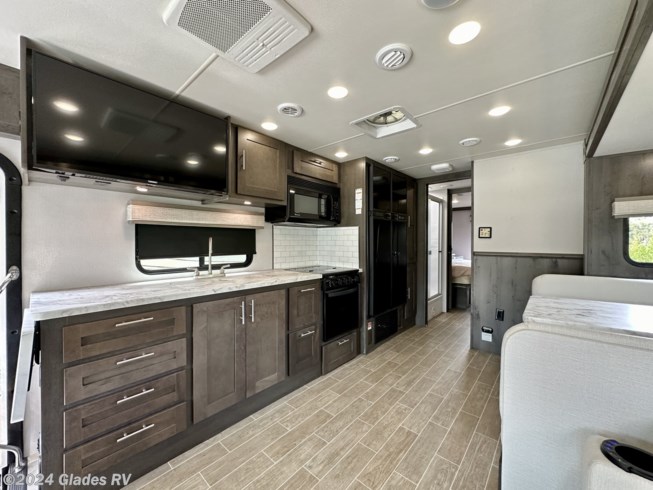 2022 Georgetown 3 Series GT3 32A3 by Forest River from Glades RV in Fort Myers, Florida