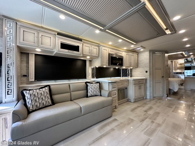 2022 Ventana 4037 by Newmar from Glades RV in Fort Myers, Florida