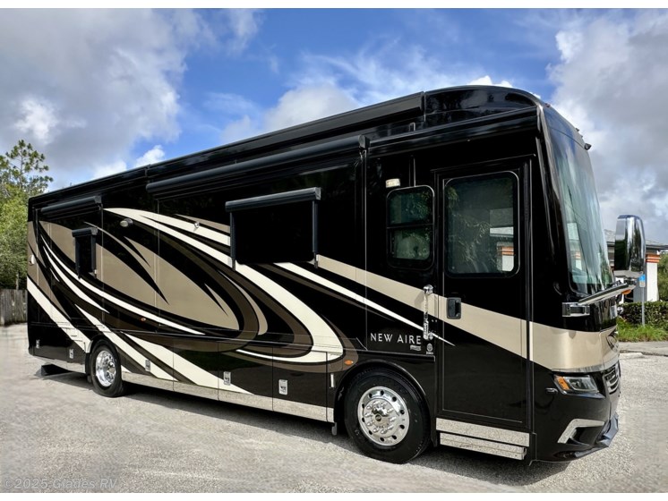 Email now about this 2019 Newmar New Aire 3341! Used 2019 Newmar New Aire 3341 available in Fort Myers, Florida