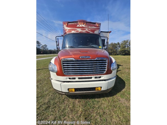 2017 Dynamax Corp DX3 37TS - Used Class C For Sale by KA RV Repair & Sales in DeBary, Florida