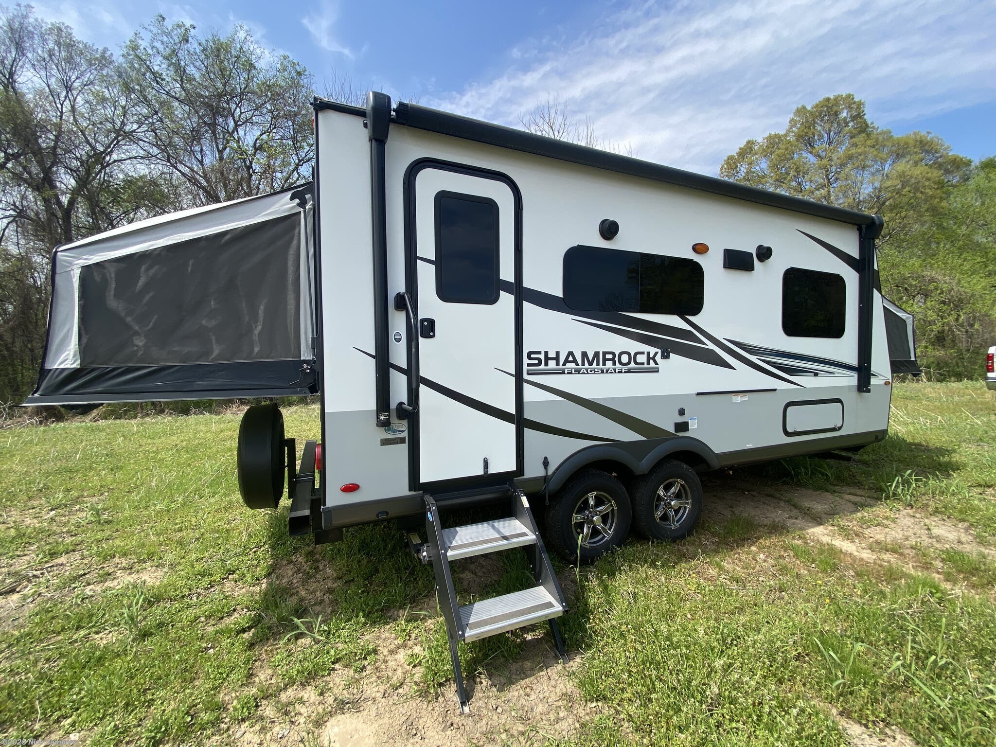 Contact us now about this 2022 Forest River Flagstaff Shamrock 19! 2022 Flagstaff Shamrock 19 by Forest River from Nice Campers in Russellville, Arkansas