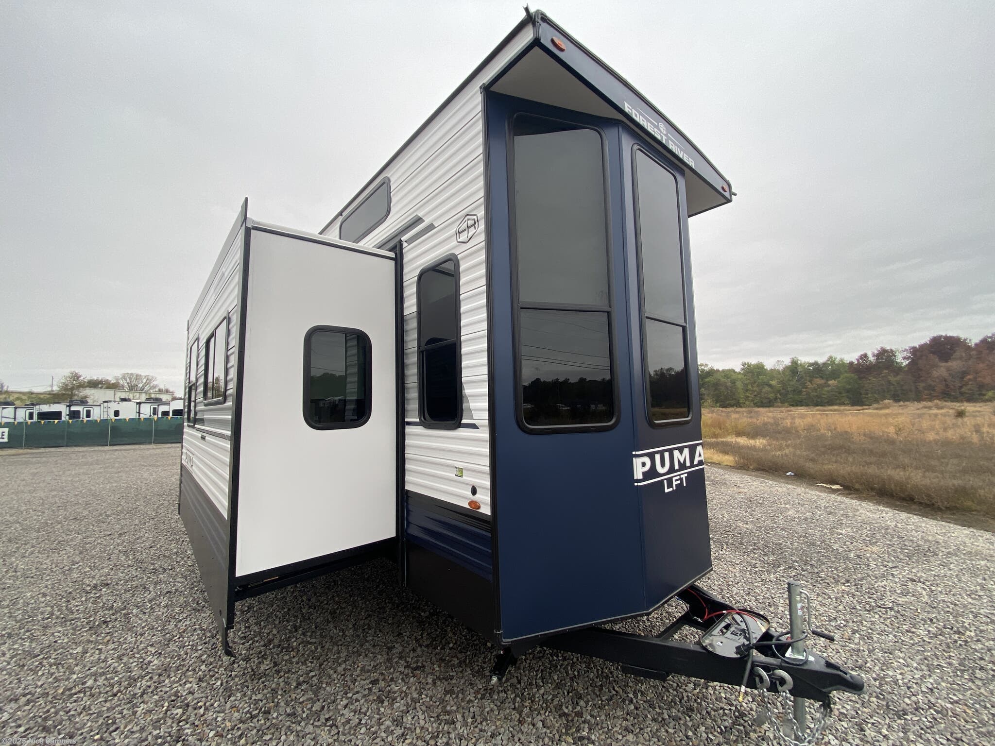Contact us now about this 2025 Palomino Puma 402LFT! 2025 Puma 402LFT by Palomino from Nice Campers in Russellville, Arkansas