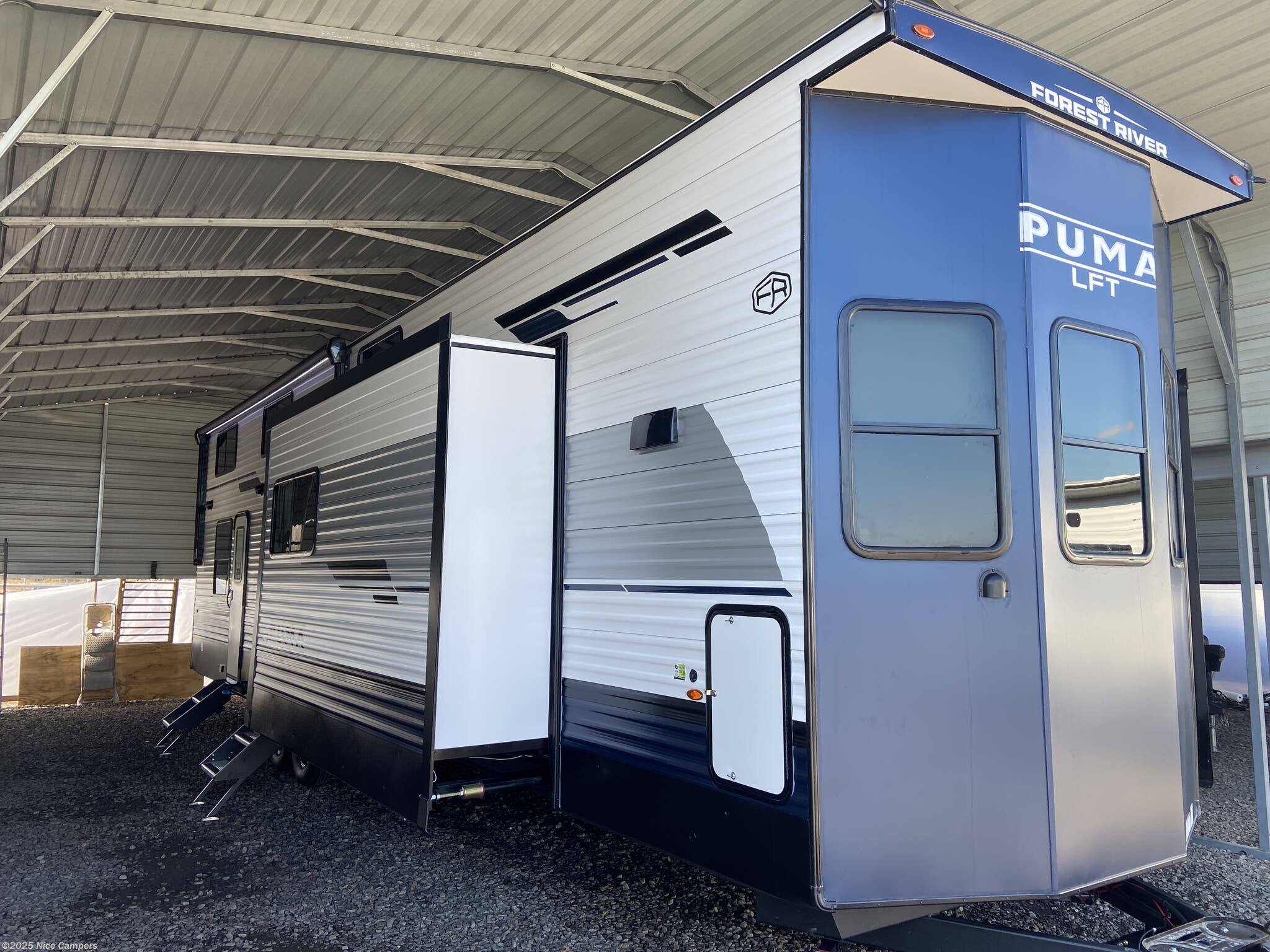 New 2025 Palomino Puma 403LFT available in Russellville, Arkansas