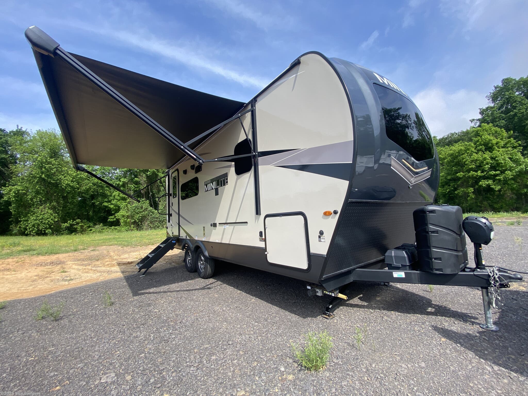Contact us now about this 2023 Forest River Rockwood Mini Lite 2205S! 2023 Rockwood Mini Lite 2205S by Forest River from Nice Campers in Russellville, Arkansas