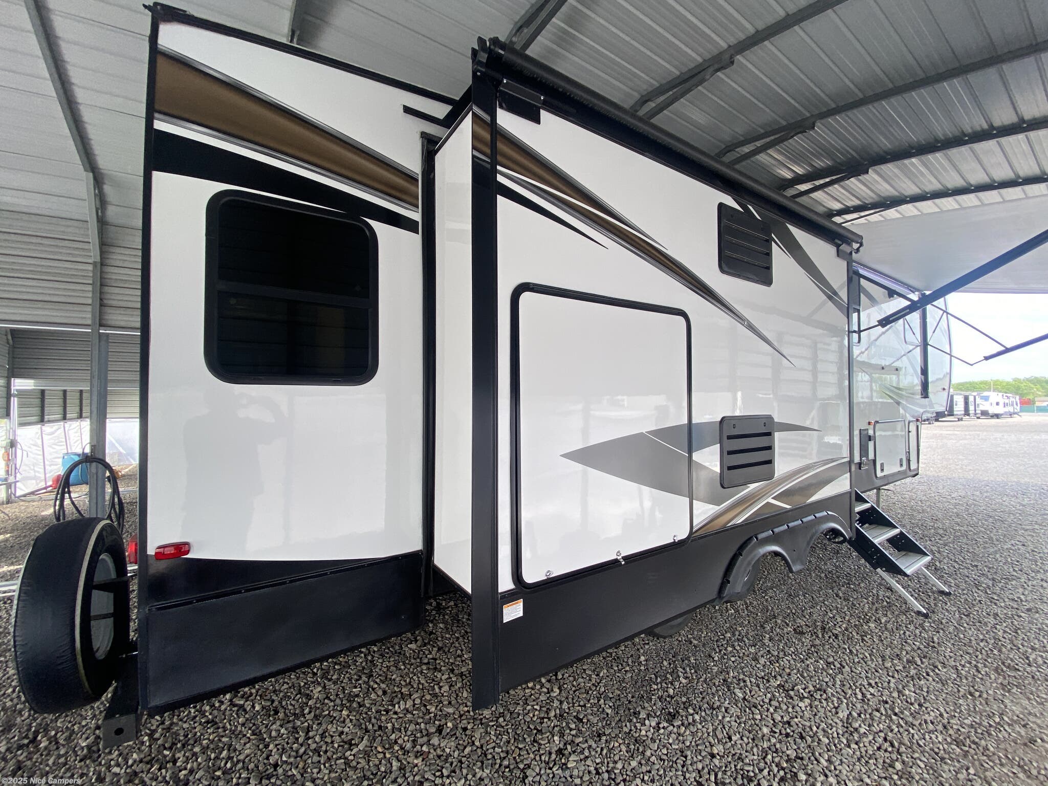 Used 2021 Prime Time Crusader 315RSK available in Russellville, Arkansas