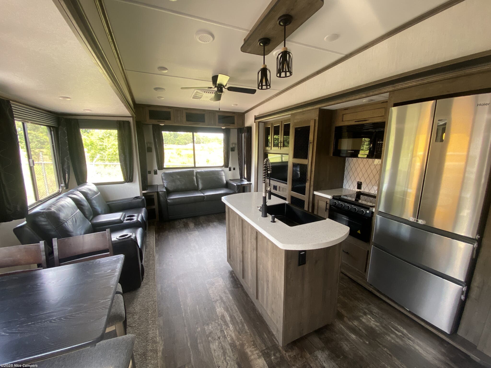 Contact us now about this 2022 Forest River Sabre 36BHQ! 2022 Sabre 36BHQ by Forest River from Nice Campers in Russellville, Arkansas
