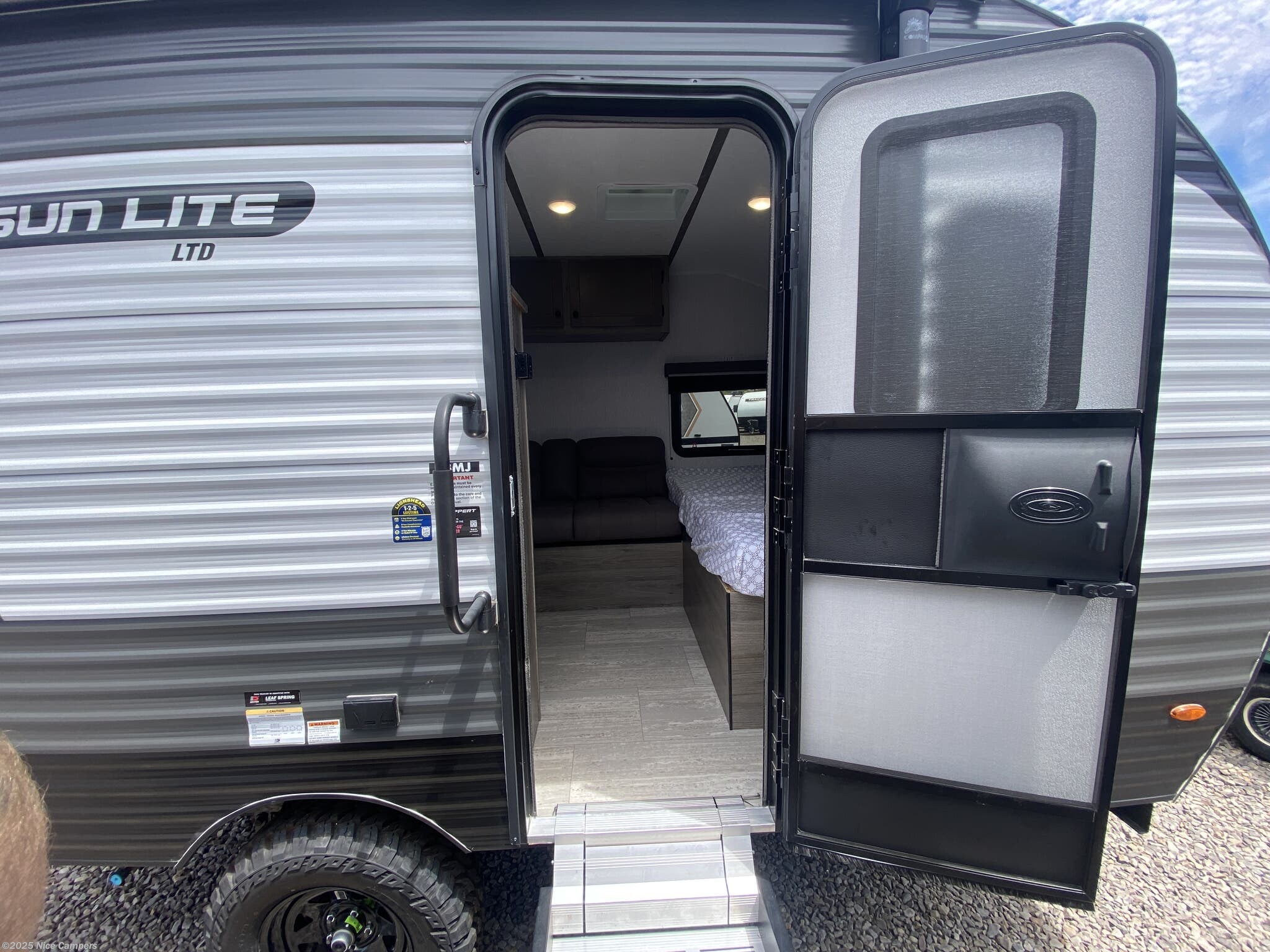 Used 2025 Sunset Park RV Sun Lite 13MJ available in Russellville, Arkansas