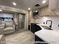 2023 Minnie 2832FK by Winnebago from NiceCampers.com in Russellville, Arkansas