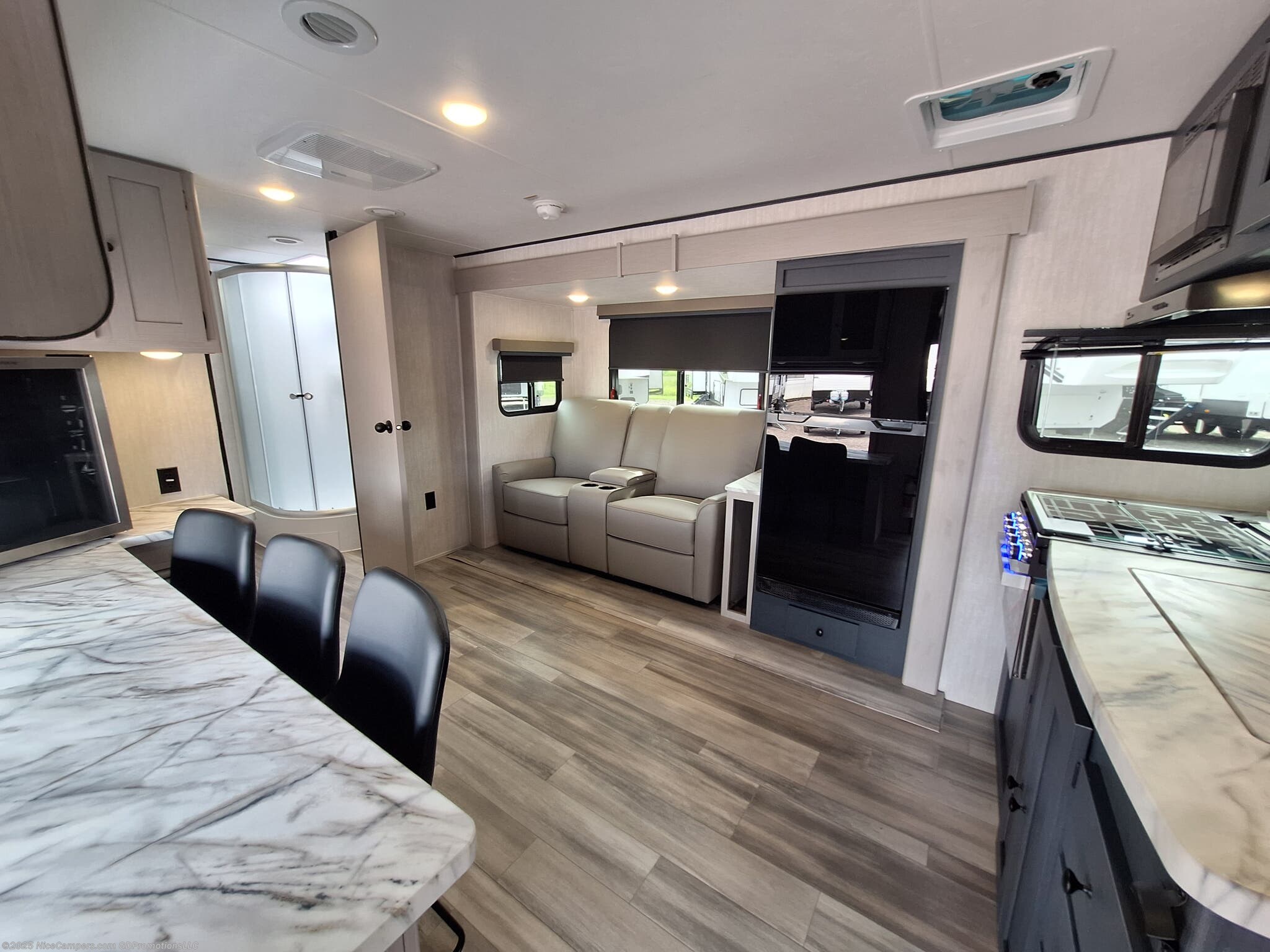 New 2026 Coachmen Apex Ultra-Lite 242BARV available in Russellville, Arkansas