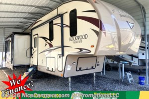 2018 Forest River Rockwood Signature Ultra Lite 8299BS