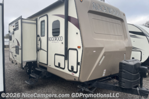 2018 Forest River Rockwood Ultra Lite 2304DS