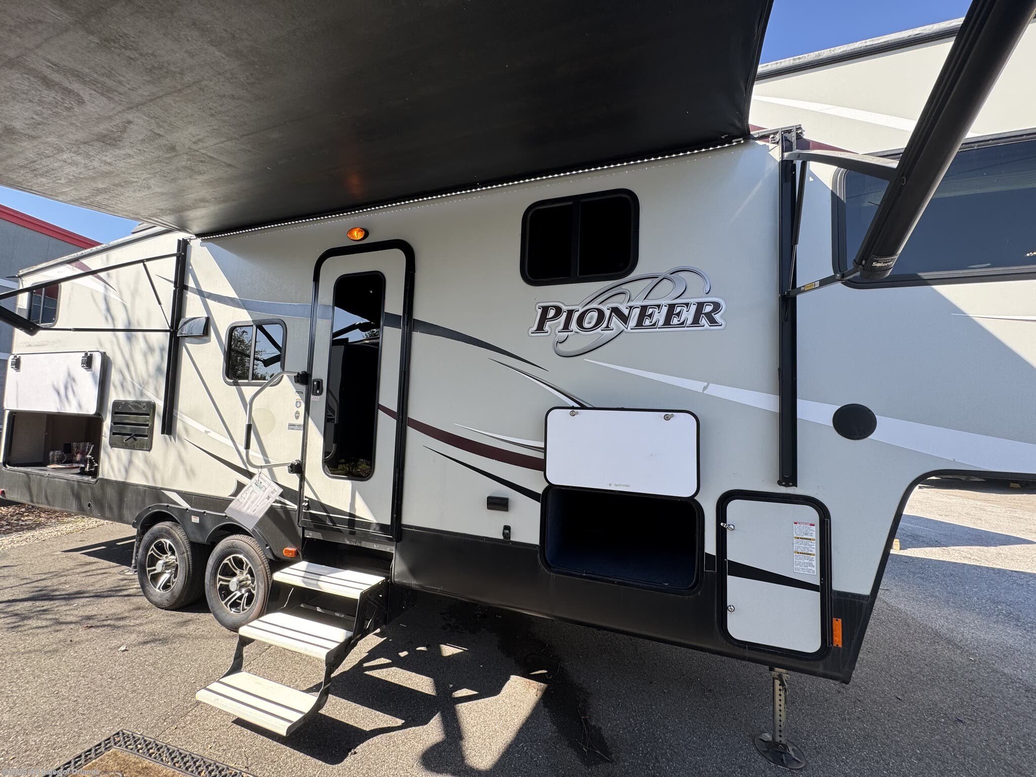 Email now about this 2018 Heartland Pioneer 276! Used 2018 Heartland Pioneer 276 available in Longwood, Florida