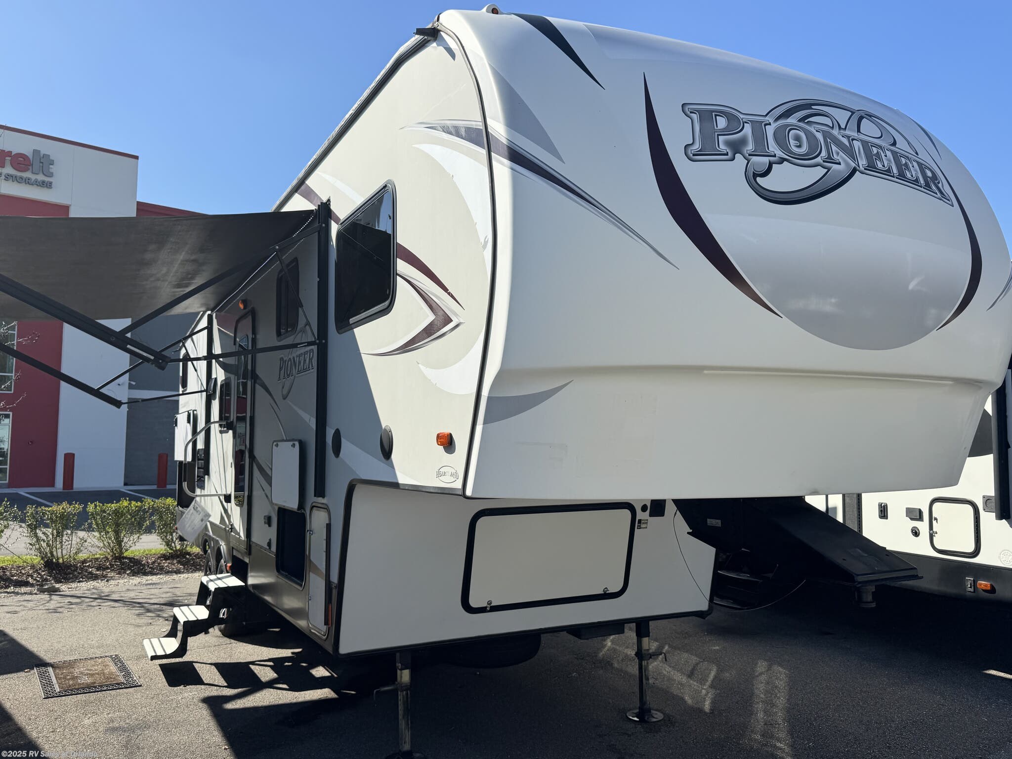 Used 2018 Heartland Pioneer 276 available in Longwood, Florida