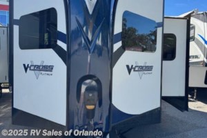 2015 Forest River V-Cross Platinum 32