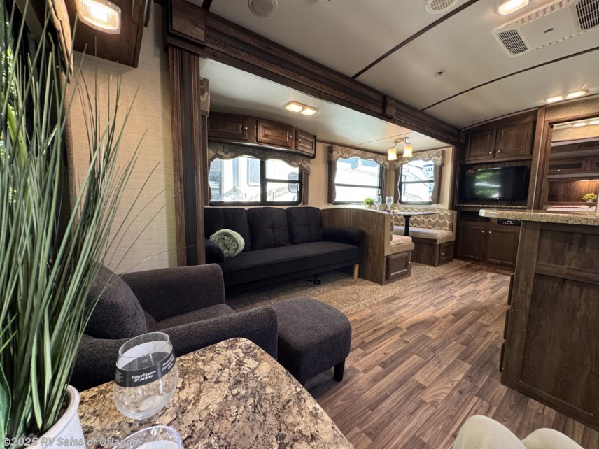 Used 2018 Keystone Cougar 312BH available in Longwood, Florida