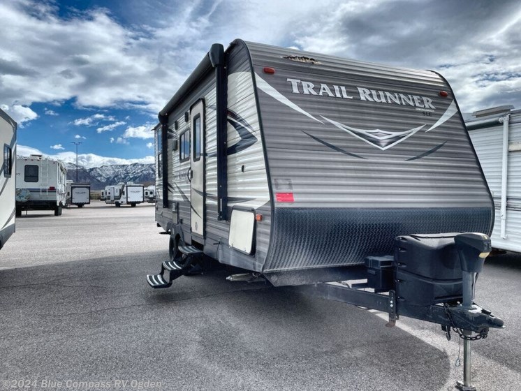 Used 2018 Heartland Trail Runner 21SLR available in Marriott-Slaterville, Utah