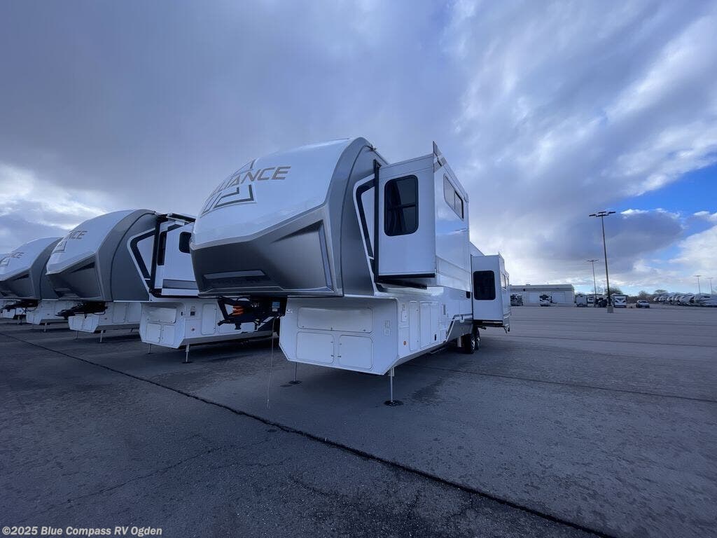 New 2025 Alliance RV Paradigm 395DS available in Marriott-Slaterville, Utah