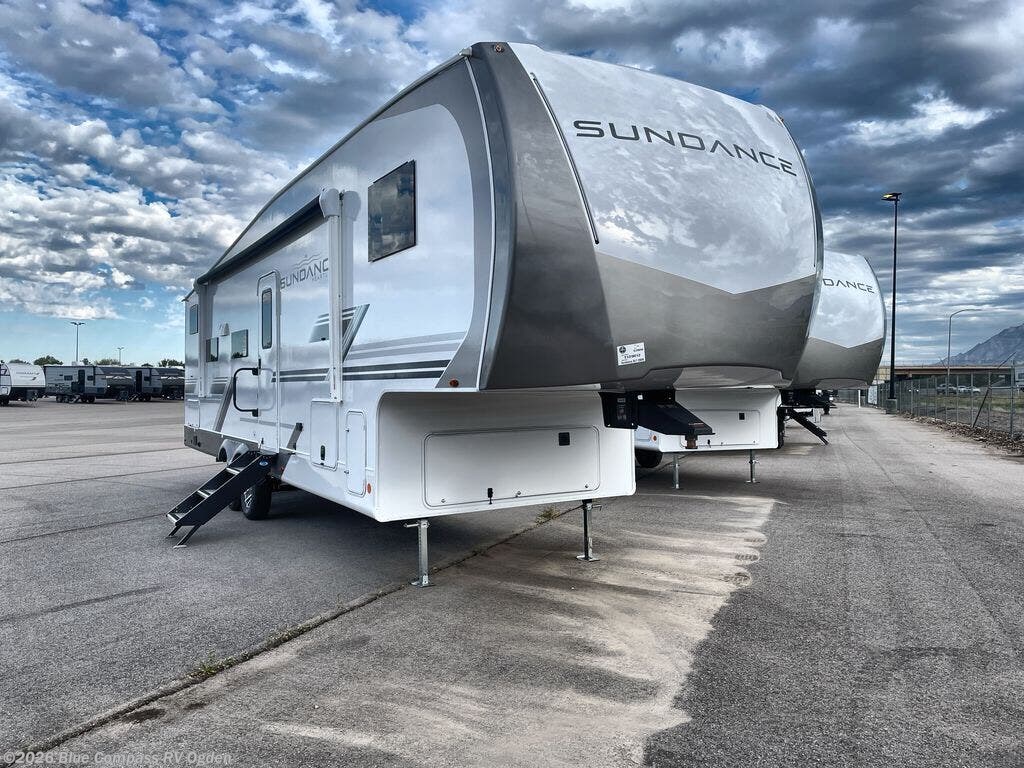 Contact us now about this 2026 Heartland Sundance XLT FW 28DB! 2026 Sundance XLT FW 28DB by Heartland from Blue Compass RV Ogden in Marriott-Slaterville, Utah
