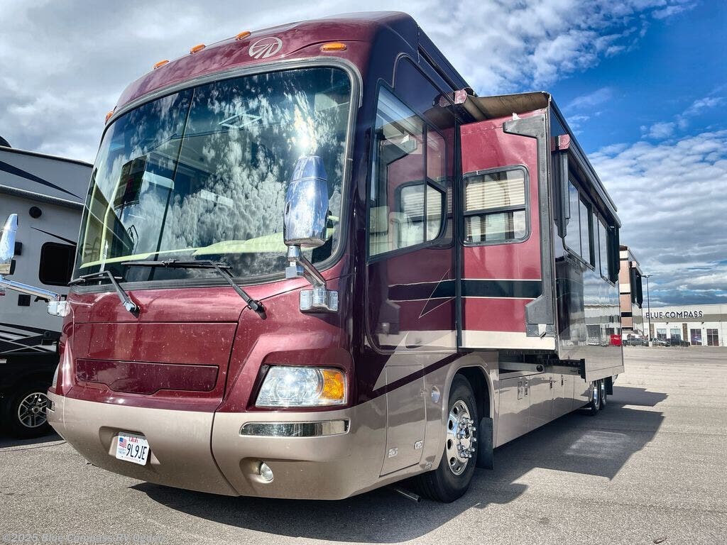 Used 2006 Monaco RV Signature 525hp Monaco 525hp Monaco available in Marriott-Slaterville, Utah