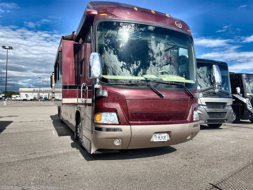 Contact us now about this 2006 Monaco RV Signature 525hp Monaco 525hp Monaco! 2006 Signature 525hp Monaco 525hp Monaco by Monaco RV from Blue Compass RV Ogden in Marriott-Slaterville, Utah