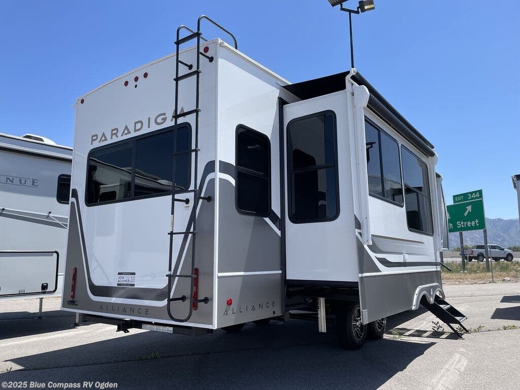 Contact us now about this 2025 Alliance RV Paradigm 310RL! 2025 Paradigm 310RL by Alliance RV from Blue Compass RV Ogden in Marriott-Slaterville, Utah