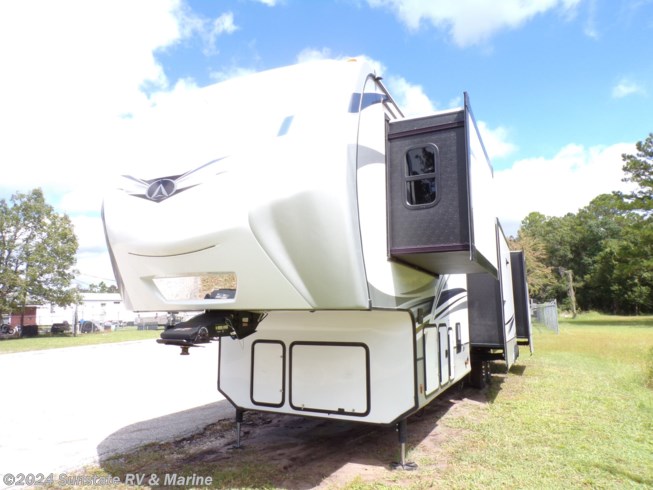 2023 Avalanche 378BH by Keystone from Sunstate RV & Marine in Callahan, Florida
