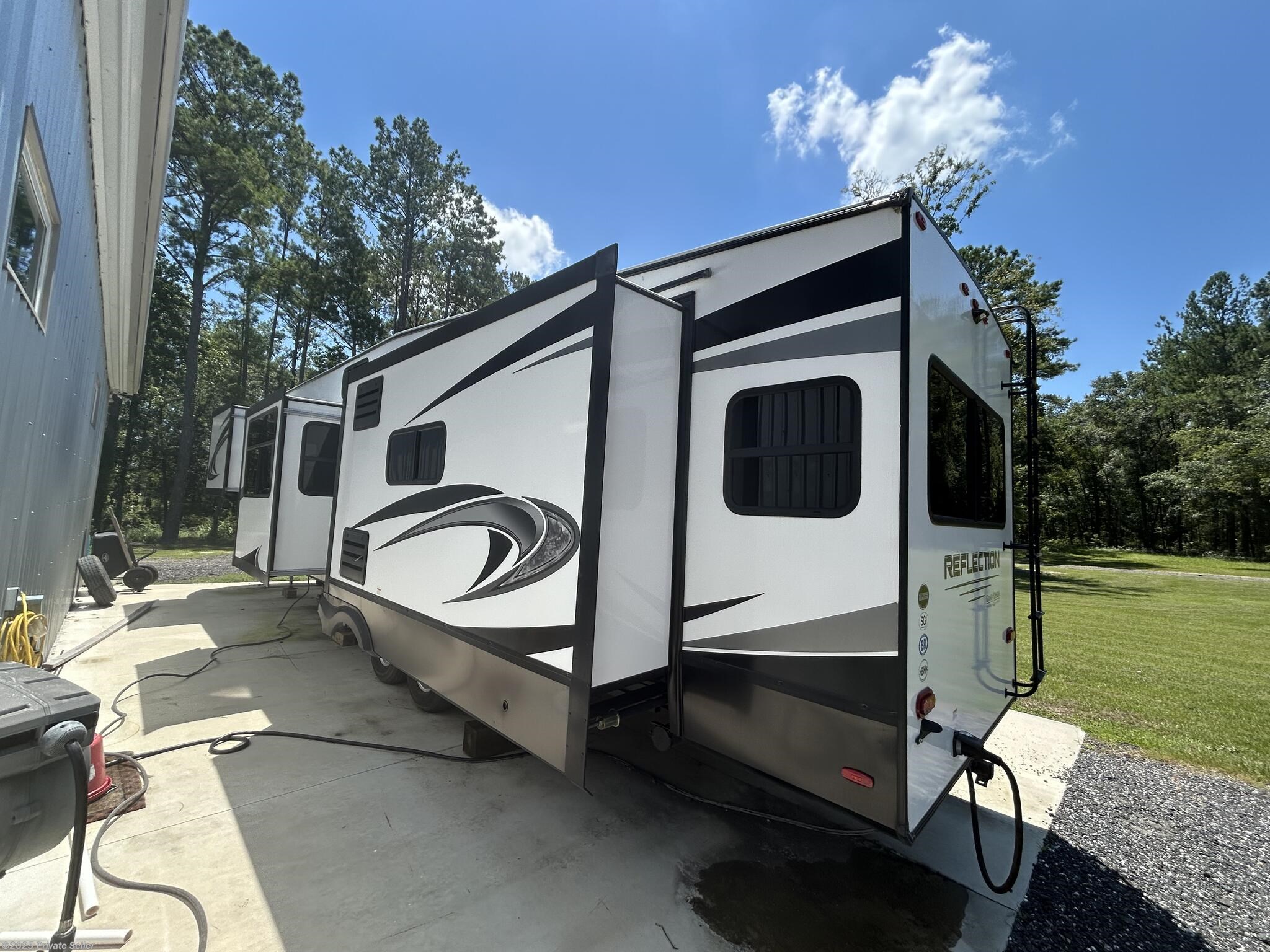Call now about this 2021 Grand Design Reflection 367BHS! 2021 Grand Design Reflection 367BHS - Used Fifth Wheel For Sale by For Sale By Owner in Ocala, Florida