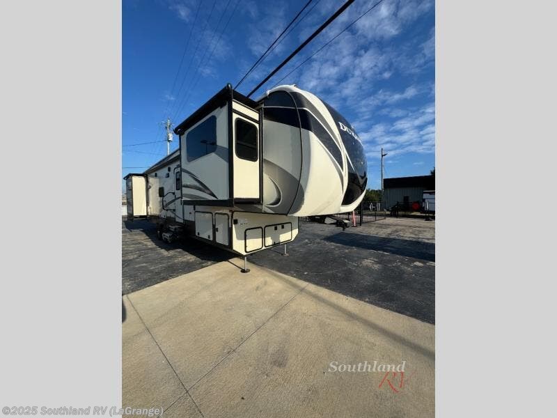Email now about this 2017 K-Z Durango Gold G380FLF! Used 2017 K-Z Durango Gold G380FLF available in LaGrange, Georgia