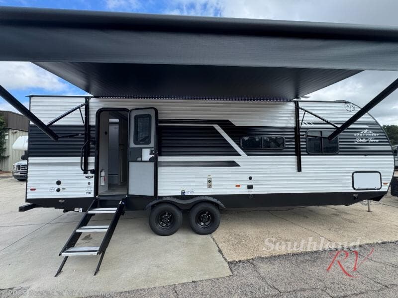 Contact us now about this 2026 East to West Della Terra 261RB! 2026 Della Terra 261RB by East to West from Southland RV in LaGrange, Georgia