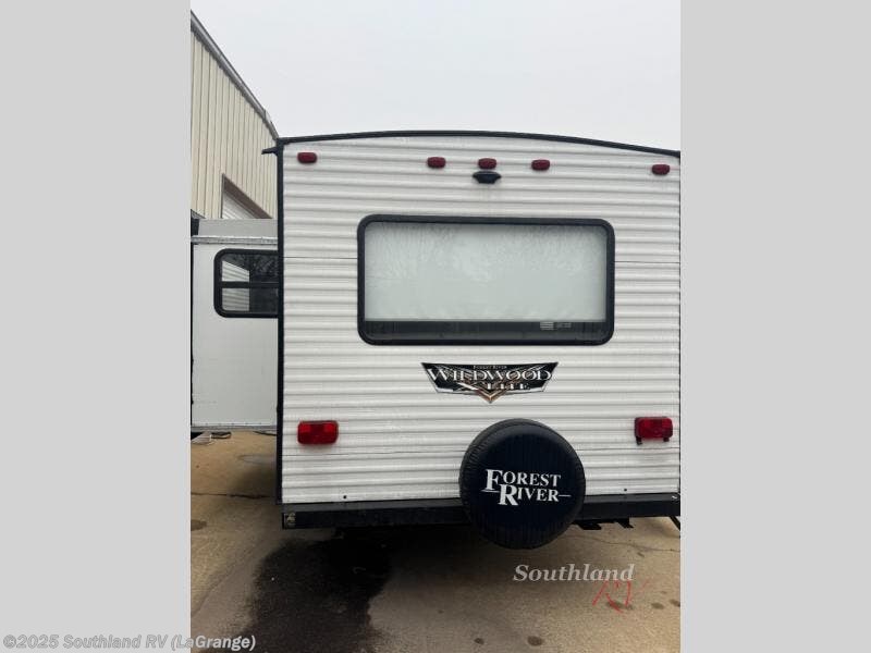 Used 2021 Forest River Wildwood X-Lite 24RLXL available in LaGrange, Georgia