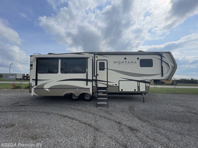 2019 Keystone Montana 3120RL - Used Fifth Wheel For Sale by Premier RV  in Blue Grass, Iowa