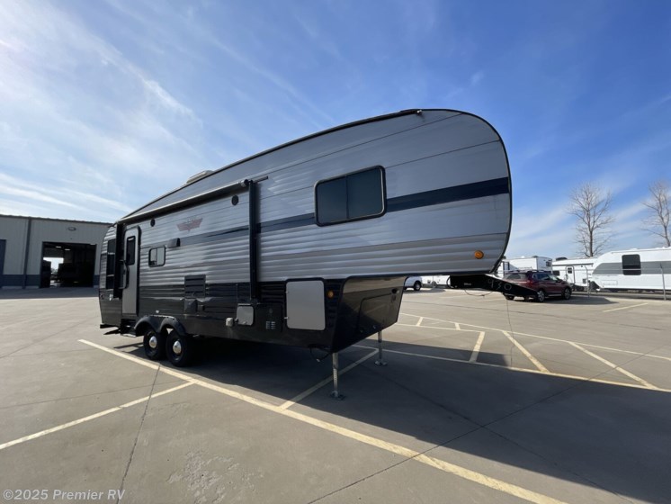 Email now about this 2019 Riverside RETRO 526RL! Used 2019 Riverside RETRO 526RL available in Blue Grass, Iowa