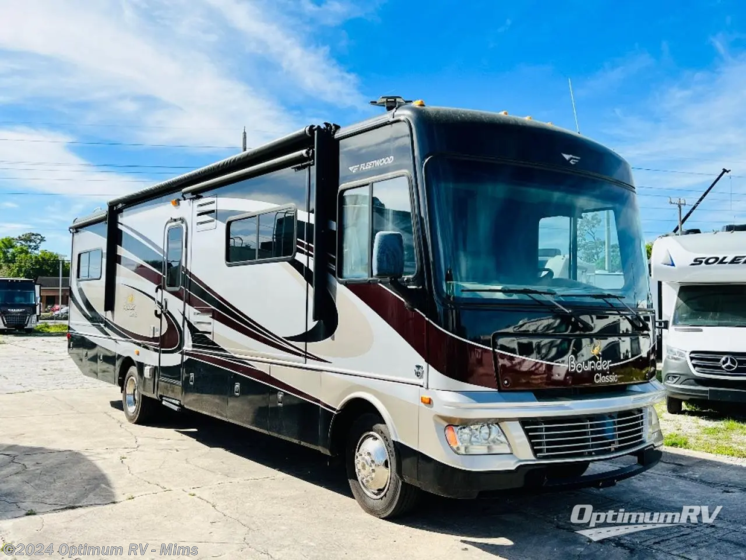 Used 2014 Fleetwood Bounder Classic 34M available in Mims, Florida
