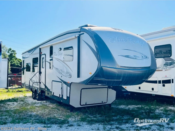 Used 2014 Forest River Blue Ridge 3025RL available in Mims, Florida