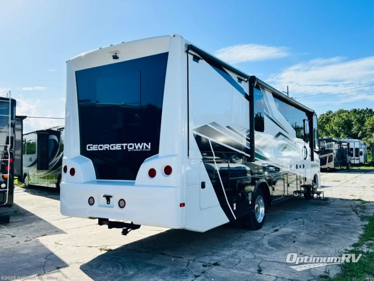 Call now about this 2025 Forest River Georgetown 5 Series 31L5! 2025 Forest River Georgetown 5 Series 31L5 - New Class A For Sale by Optimum RV - Mims in Mims, Florida features Slideout, Awning