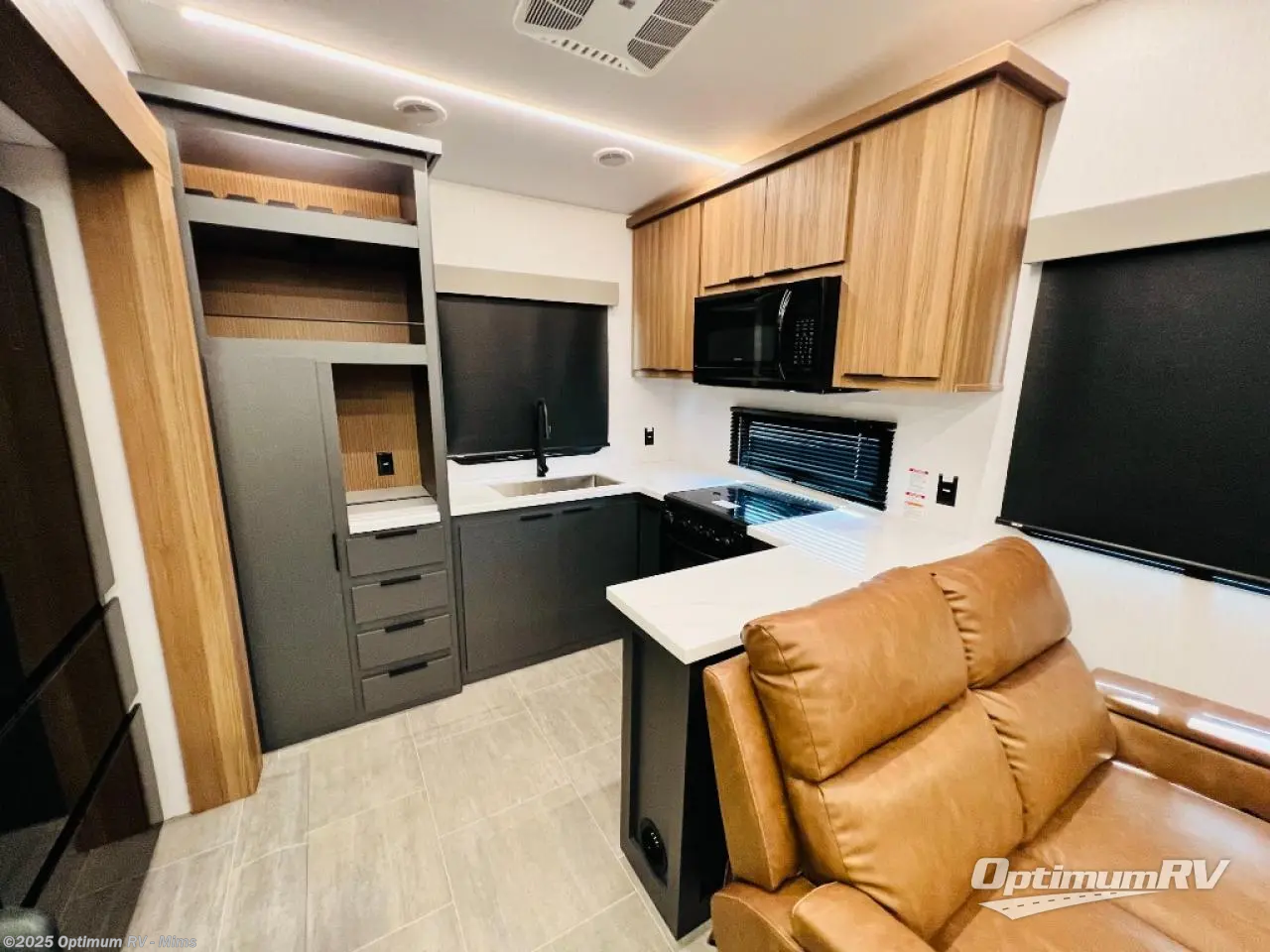 New 2025 Heartland Corterra CT3.7 available in Mims, Florida