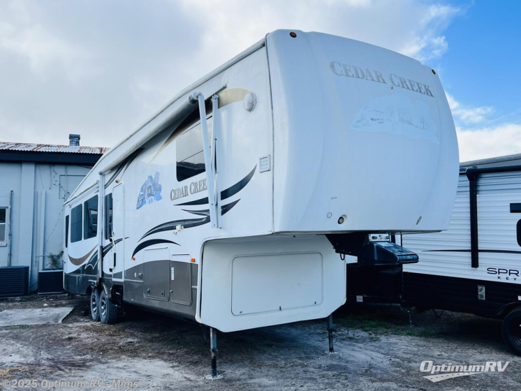 Email now about this 2010 Forest River Cedar Creek 36RE! Used 2010 Forest River Cedar Creek 36RE available in Mims, Florida