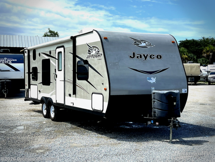 Email now about this 2016 Jayco Jay Flight 26BH! Used 2016 Jayco Jay Flight 26BH available in Mims, Florida