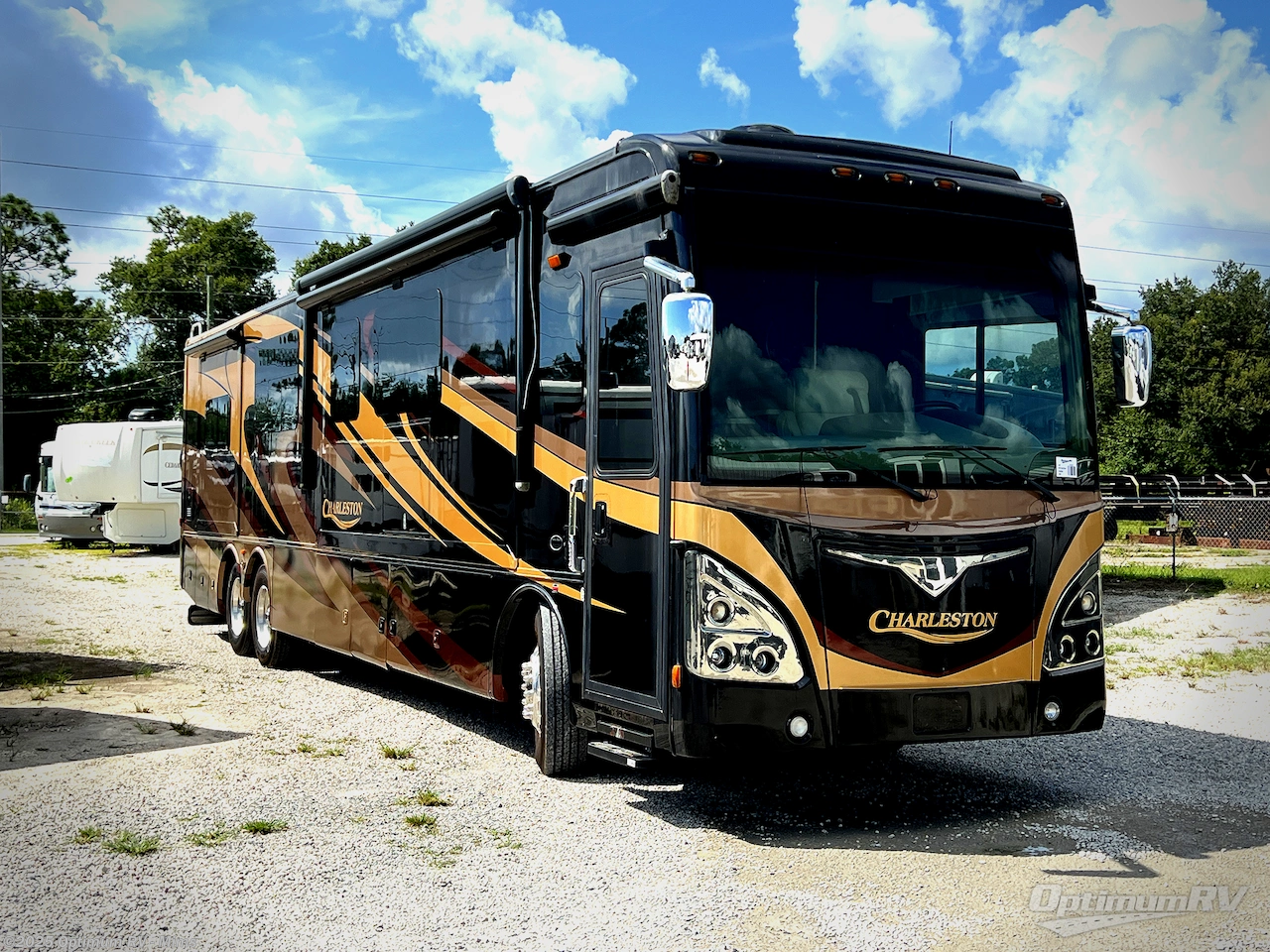 Email now about this 2014 Forest River Charleston 430FK! Used 2014 Forest River Charleston 430FK available in Mims, Florida