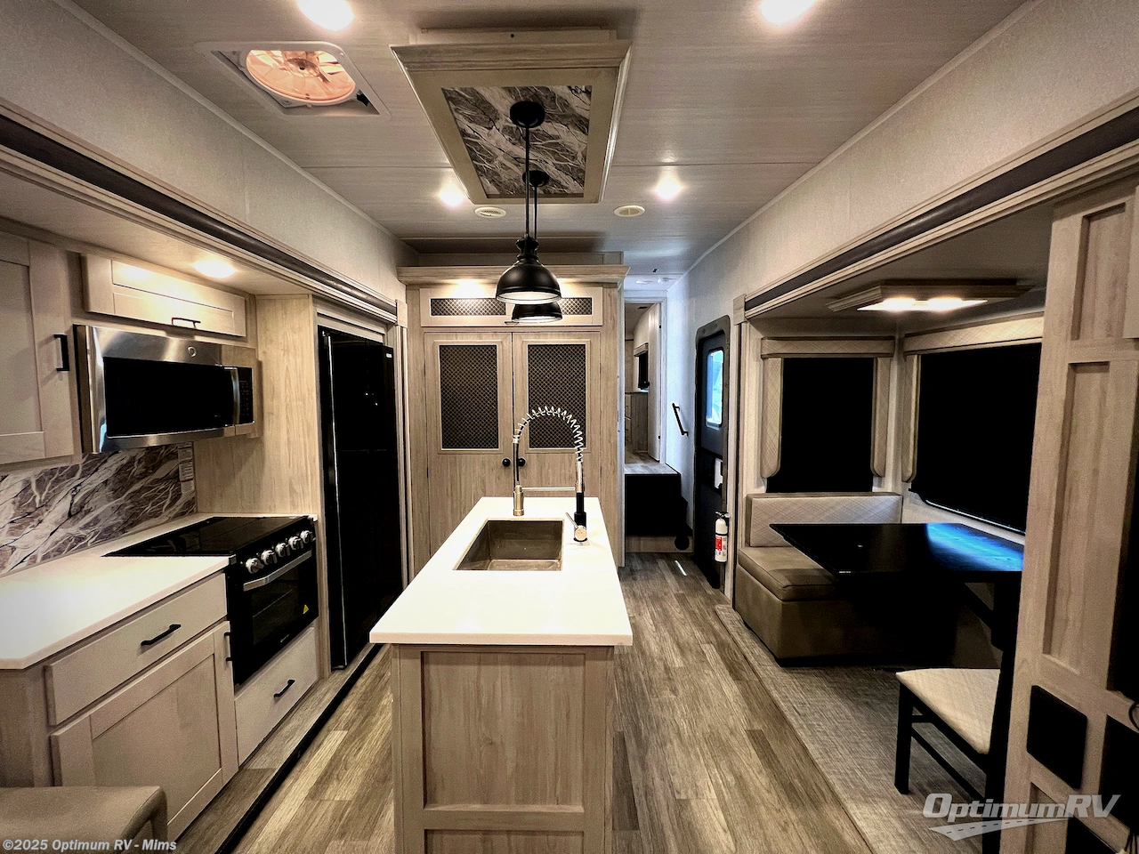 Contact us now about this 2023 East to West Tandara 321RLOK! 2023 Tandara 321RLOK by East to West from Optimum RV - Mims in Mims, Florida