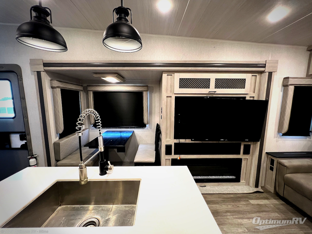 Used 2023 East to West Tandara 321RLOK available in Mims, Florida