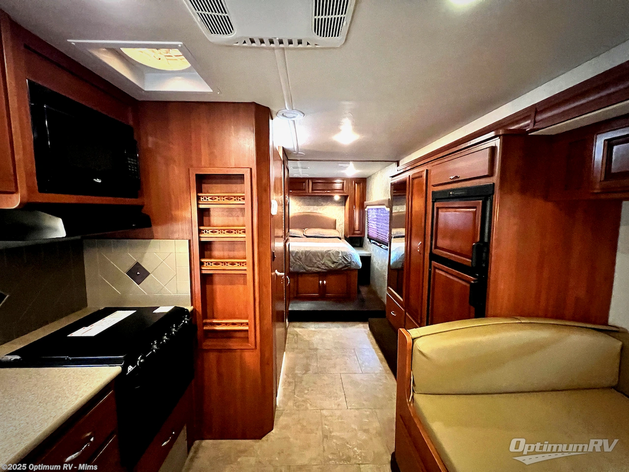 Used 2016 Fleetwood Storm 28MS available in Mims, Florida