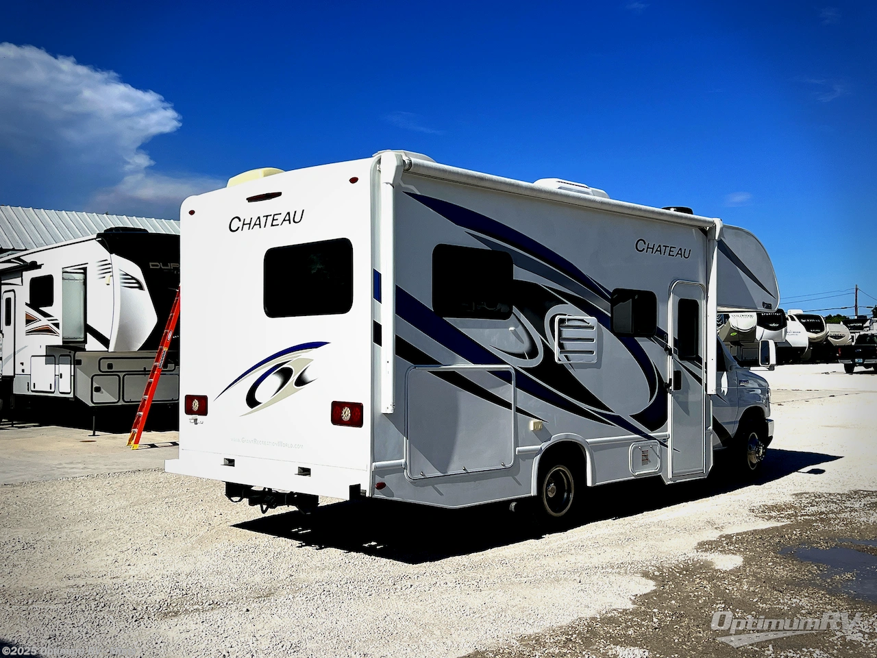 Call now about this 2022 Four Winds Chateau 22E! 2022 Four Winds Chateau 22E - Used Class C For Sale by Optimum RV - Mims in Mims, Florida features Awning