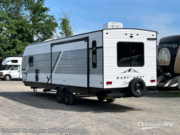 Contact us now about this 2025 East to West Della Terra 292MK! 2025 Della Terra 292MK by East to West from Optimum RV - Pottstown in Pottstown, Pennsylvania