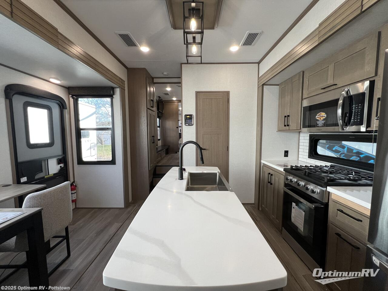 Contact us now about this 2025 K-Z Durango Gold 388FLS! 2025 Durango Gold 388FLS by K-Z from Optimum RV - Pottstown in Pottstown, Pennsylvania