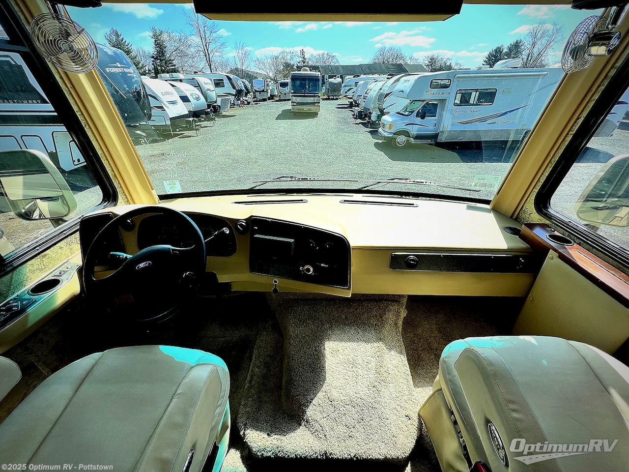 Used 2017 Newmar Bay Star 3518 available in Pottstown, Pennsylvania