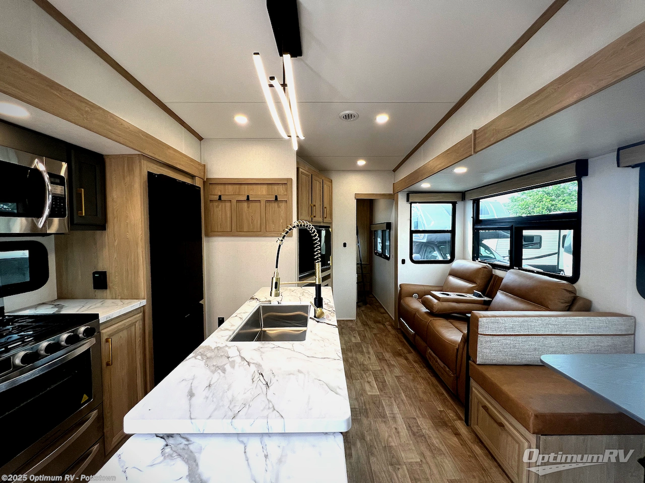 Call now about this 2026 K-Z Ridgeway 35BH! 2026 K-Z Ridgeway 35BH - New Fifth Wheel For Sale by Optimum RV - Pottstown in Pottstown, Pennsylvania