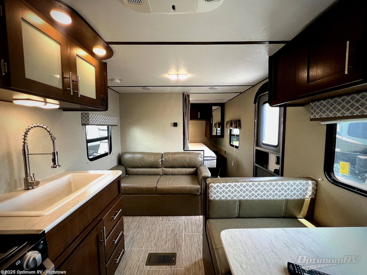 Contact us now about this 2019 Prime Time Avenger ATI 26BK! 2019 Avenger ATI 26BK by Prime Time from Optimum RV - Pottstown in Pottstown, Pennsylvania